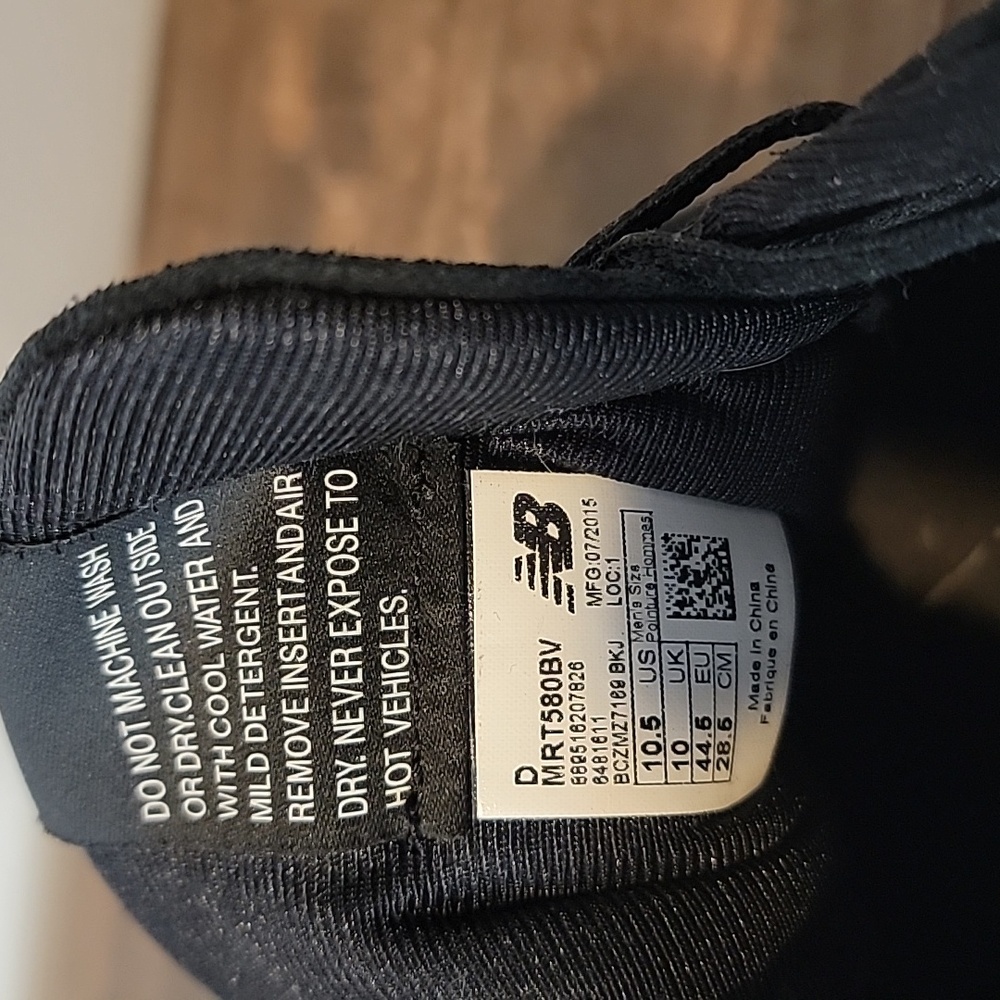 New Balance 580 Black Suede, EUC!! Mens 10.5 Style# MRT580BV RARE!! - Picture 6 of 9